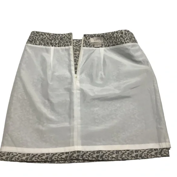 ANN TAYLOR LOFT Tapestry Short Skirt - Size 4P - Picture 11 of 12